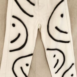 Cider White Straight Leg Jeans with Black Smile Graffiti